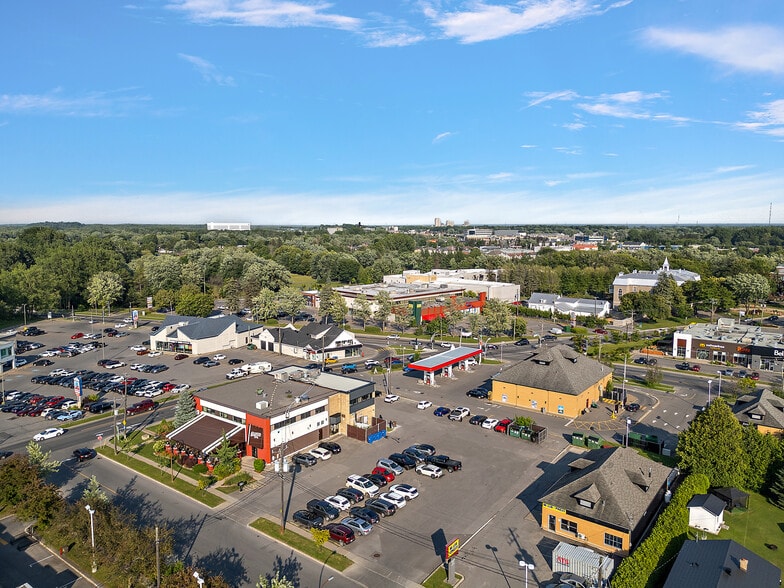 1-19 Papineau, Joliette, QC for lease - Building Photo - Image 3 of 10