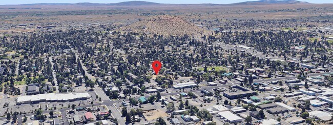 Plus de détails pour 445 NE Penn Ave, Bend, OR - Terrain à vendre