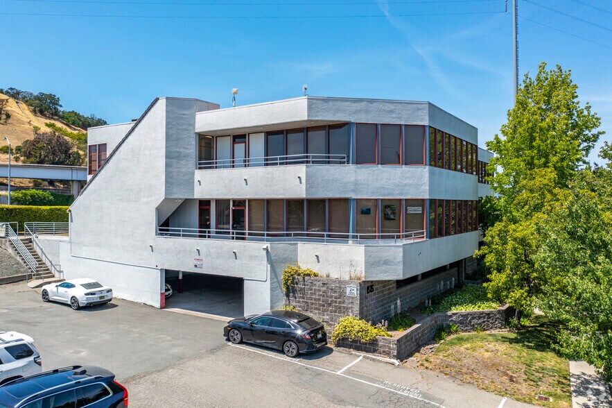 1515 Oakland Blvd, Walnut Creek, CA à louer - Photo du bâtiment - Image 1 de 5