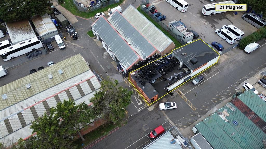 Magnet Rd, Wembley for lease Building Photo- Image 1 of 5