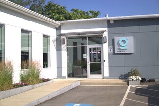 Plus de détails pour 89 Rumford Ave, Newton, MA - Industriel à louer