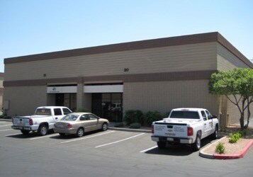 75 W Baseline Rd, Gilbert, AZ à louer - Photo du bâtiment - Image 3 de 4