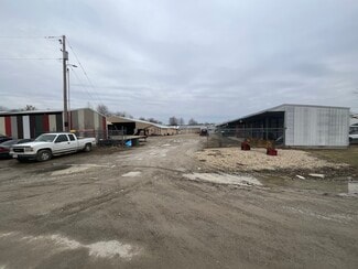 Plus de détails pour 705 Thomas St, Iuka, IL - Terrain à vendre