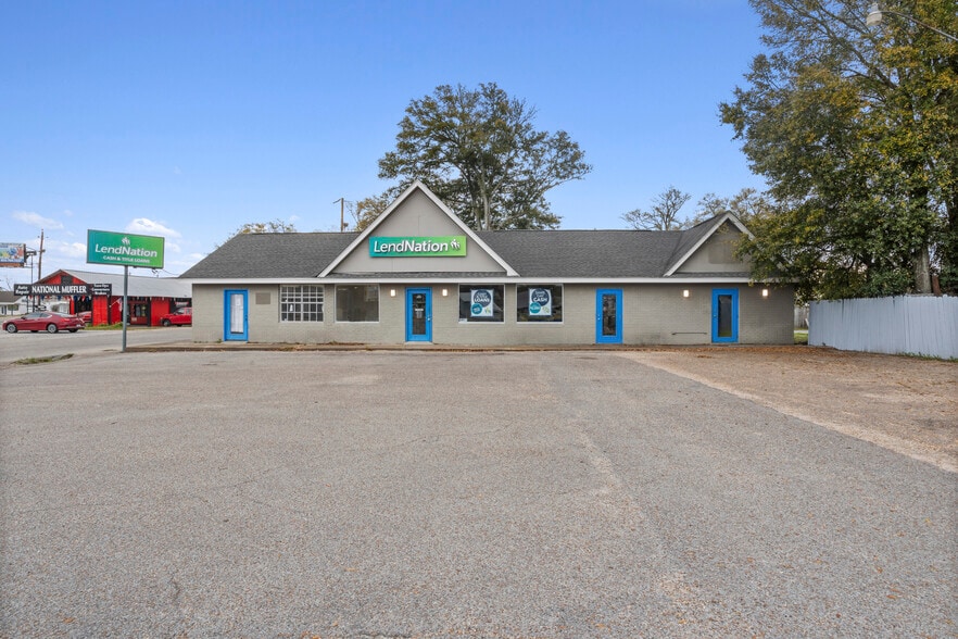1419 Pass Rd, Gulfport, MS for lease - Building Photo - Image 1 of 3