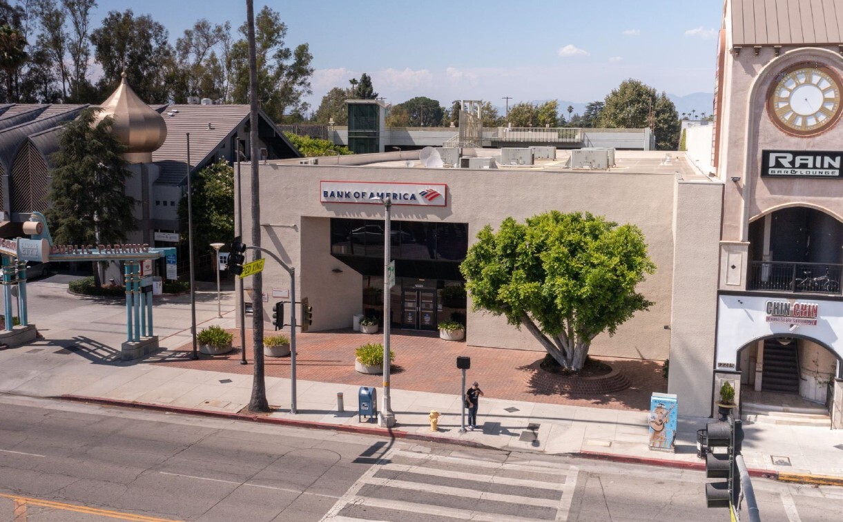 12223 Ventura Blvd, Studio City, CA à vendre Photo du b timent- Image 1 de 3