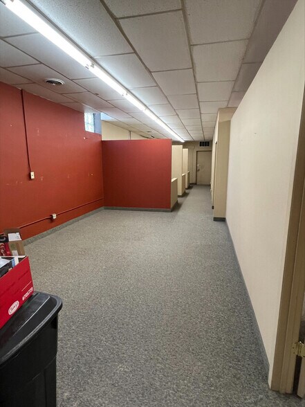 1001 N Broad St, Mankato, MN à louer - Photo du bâtiment - Image 3 de 7