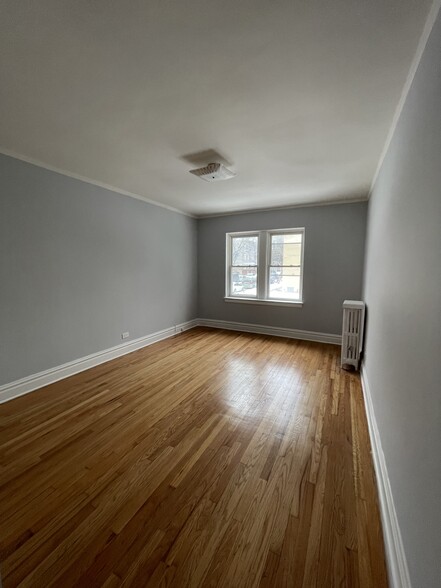 6120-34 Hamilton Ave, Chicago, IL for sale - Interior Photo - Image 2 of 31