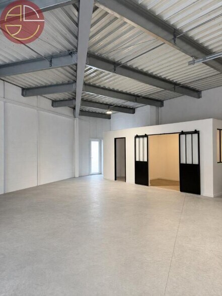 Industrial in Castanet Tolosan for sale - Interior Photo - Image 2 of 5