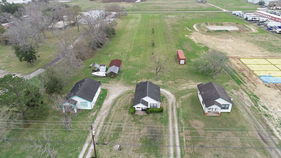 818 Highway 3 S, League City, TX for sale - Aerial - Image 2 of 6