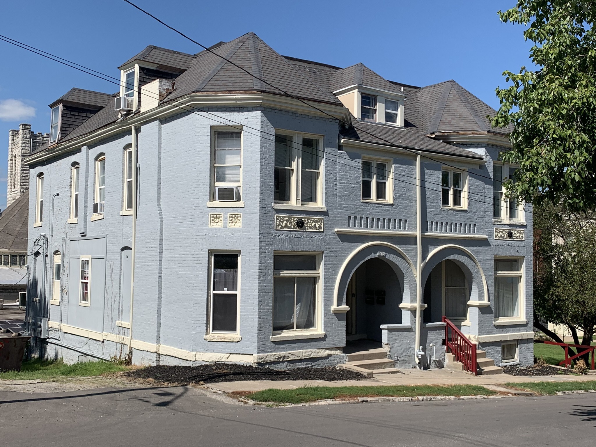 1115 Felix St, Saint Joseph, MO à vendre Photo principale- Image 1 de 1