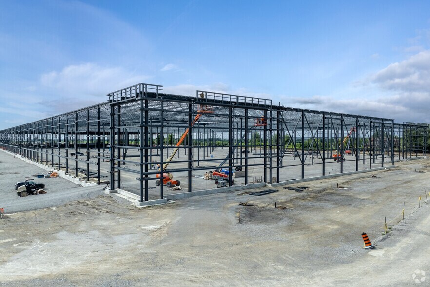 5405 Countryside Dr, Brampton, ON à louer - Photo du bâtiment - Image 3 de 21