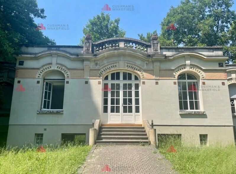 Bureau dans Dijon à louer - Photo du bâtiment - Image 1 de 4