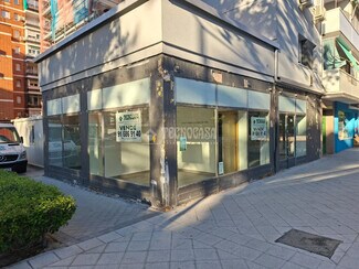 Plus de détails pour Multi-résidentiel à vendre