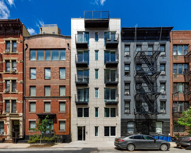 Plus de détails pour 231 W 20th St, New York, NY - Multi-résidentiel à vendre