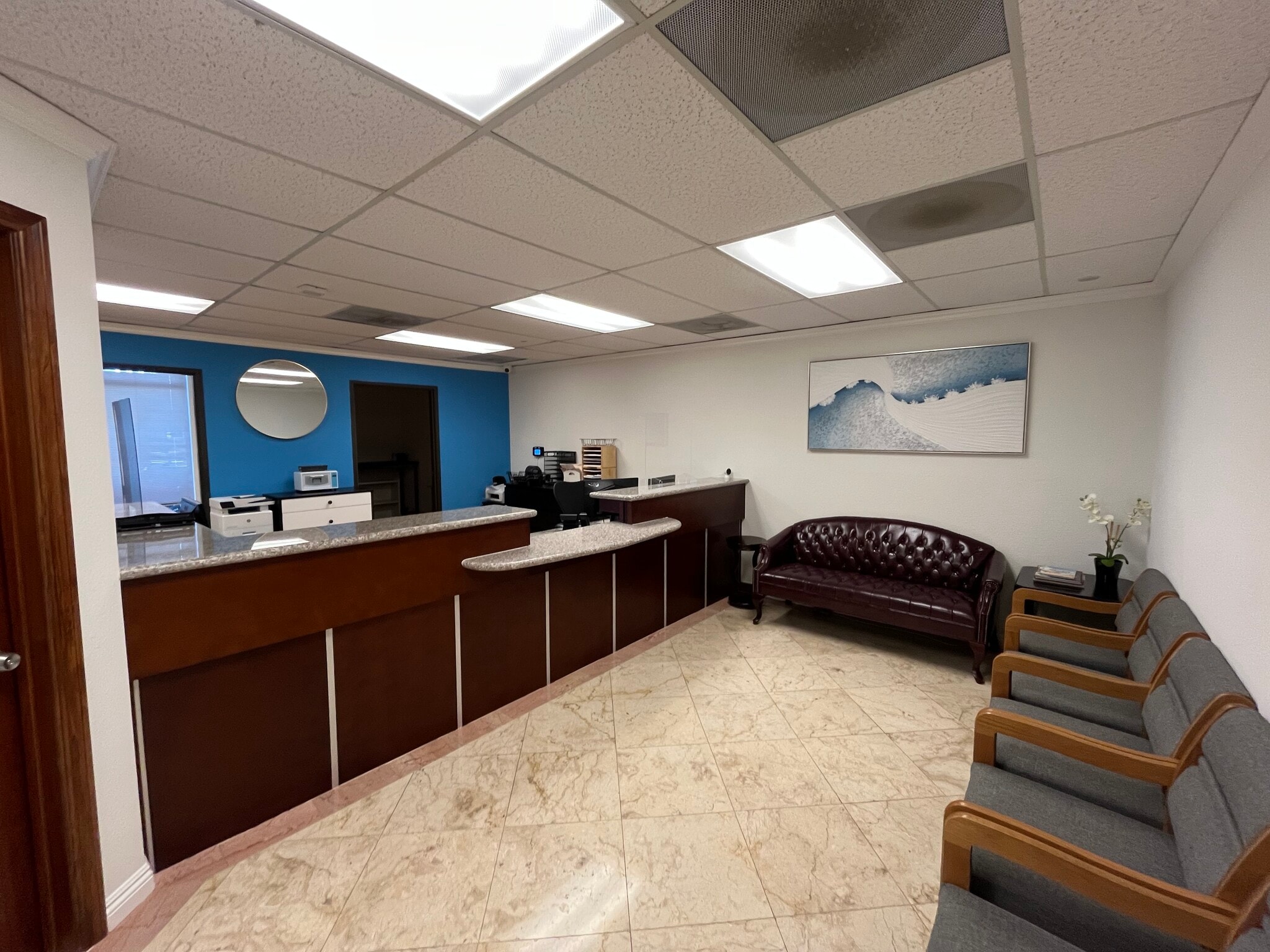 901 Dover Dr, Newport Beach, CA for lease Interior Photo- Image 1 of 6