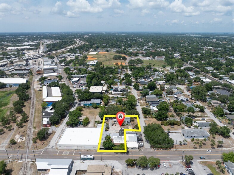 1763 9th Ave N, Saint Petersburg, FL à vendre - Photo du bâtiment - Image 2 de 25