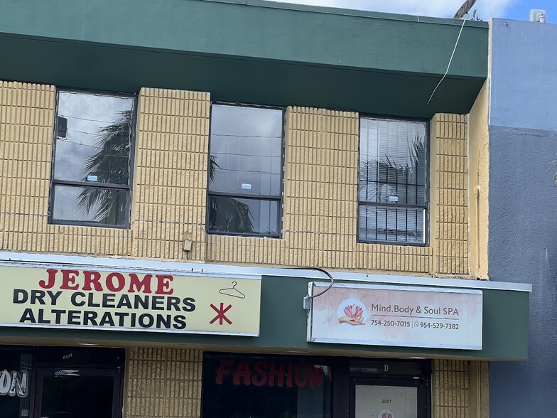 2001 N Dixie Hwy, Pompano Beach, FL for lease - Building Photo - Image 3 of 23