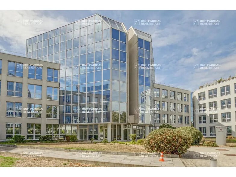 Office in Vélizy-Villacoublay for lease - Building Photo - Image 1 of 58