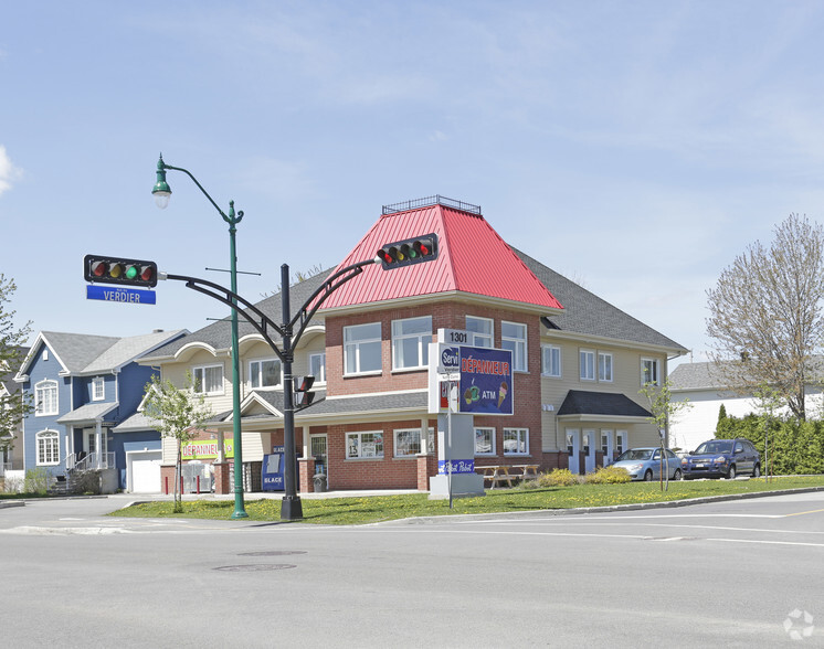 1301 Rue Notre-Dame, Repentigny, QC for sale - Primary Photo - Image 1 of 10