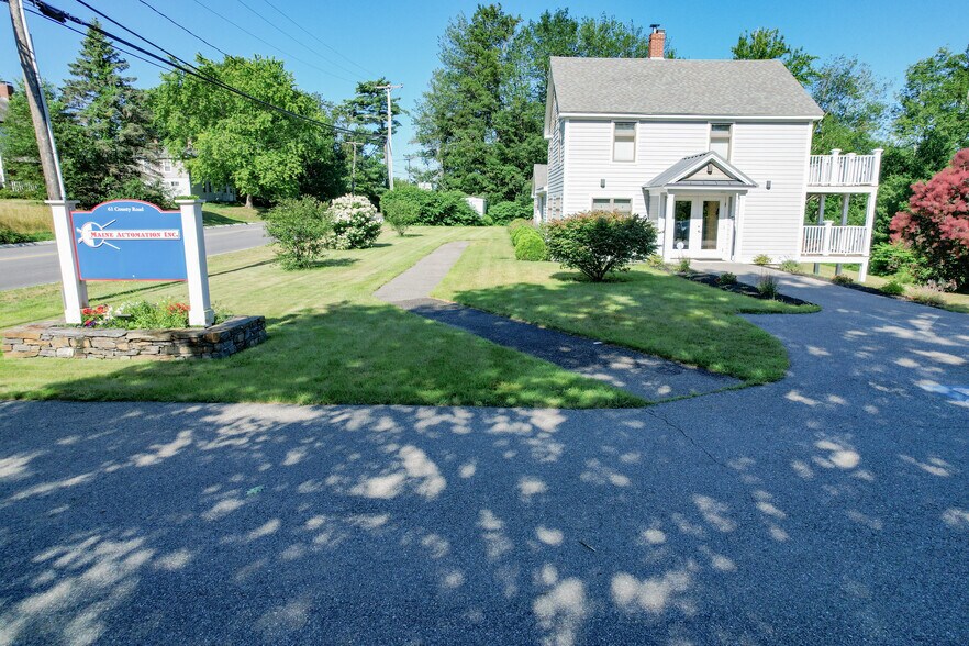 61 County Rd, Gorham, ME à vendre - Photo du bâtiment - Image 2 de 17
