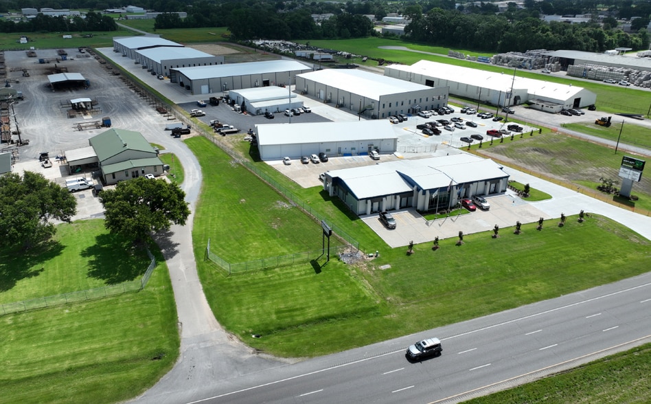 3735 Highway 90 E, Broussard, LA à vendre - Photo du bâtiment - Image 1 de 4