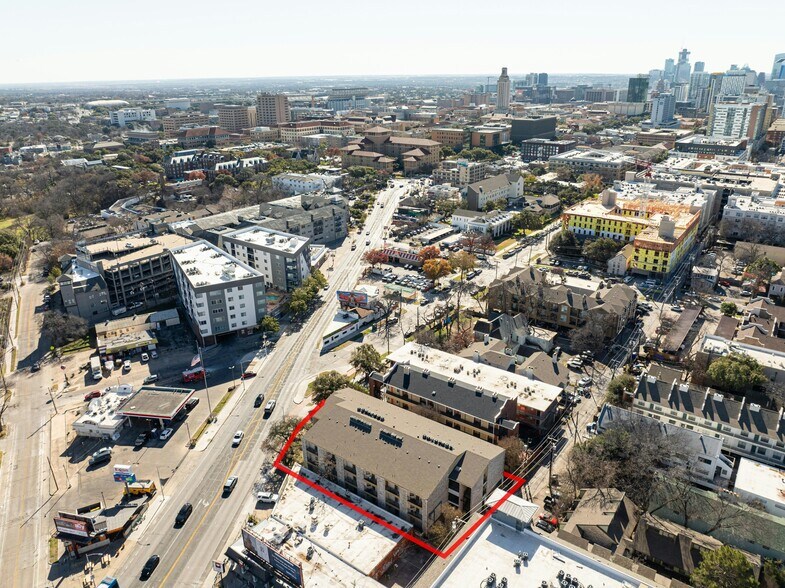 2818 Nueces St, Austin, TX à vendre - Photo du bâtiment - Image 3 de 29