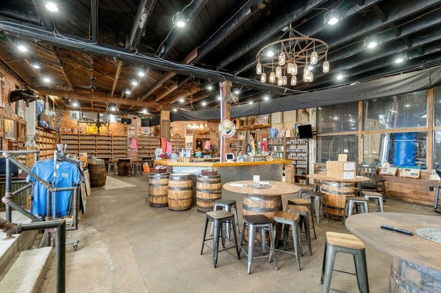 200 W Benson St, Anderson, SC for sale - Interior Photo - Image 3 of 20