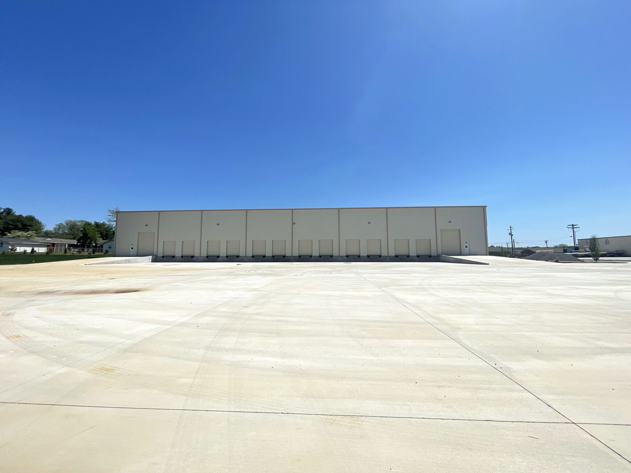 231 Mayfield Dr, Smyrna, TN for lease Primary Photo- Image 1 of 4