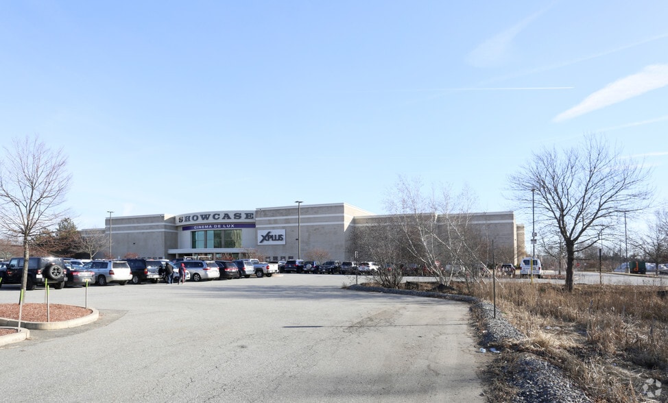 32 Reiss Ave, Lowell, MA for sale - Building Photo - Image 3 of 4