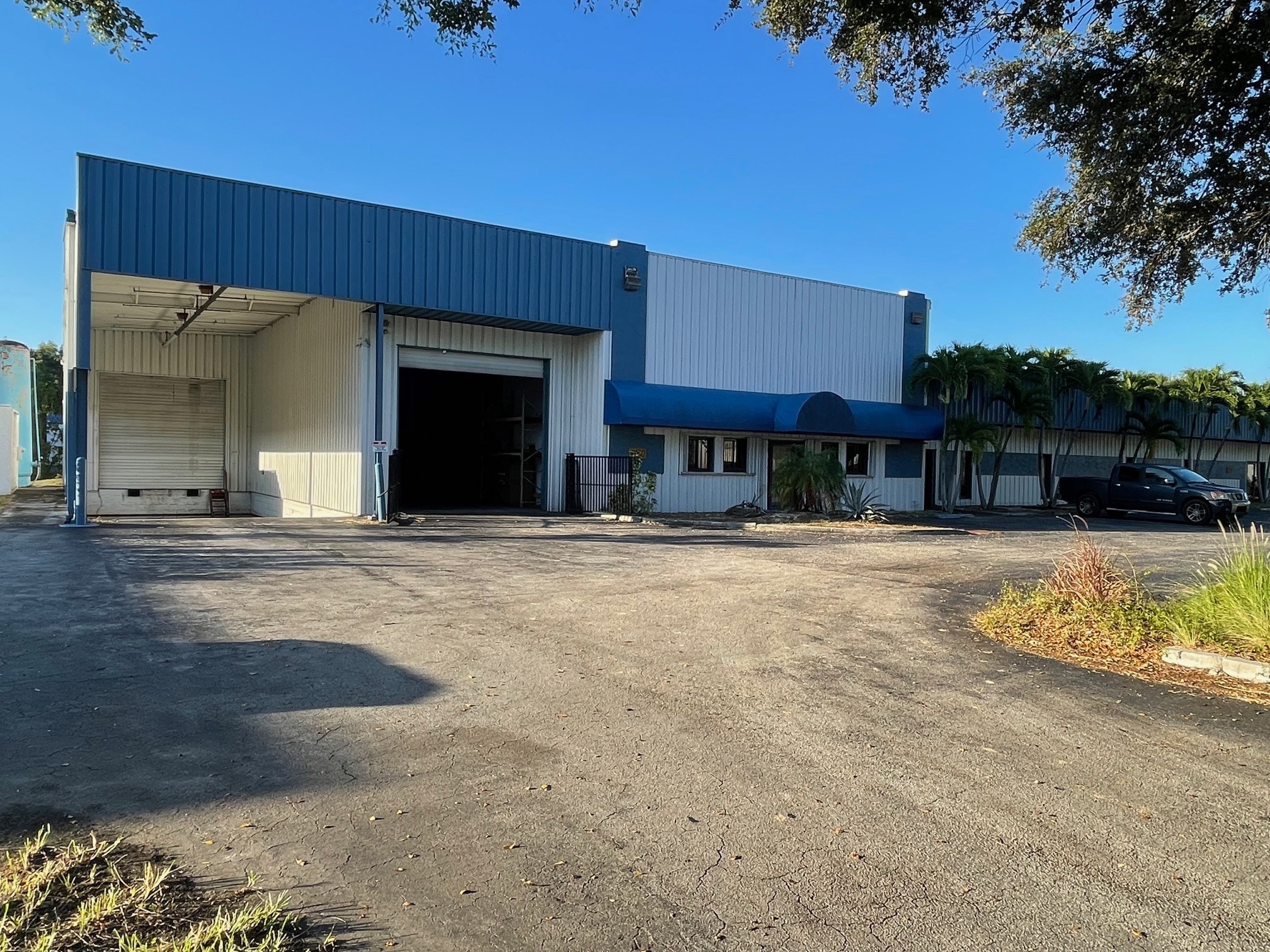3750 Prospect Ave, Riviera Beach, FL for lease Building Photo- Image 1 of 18
