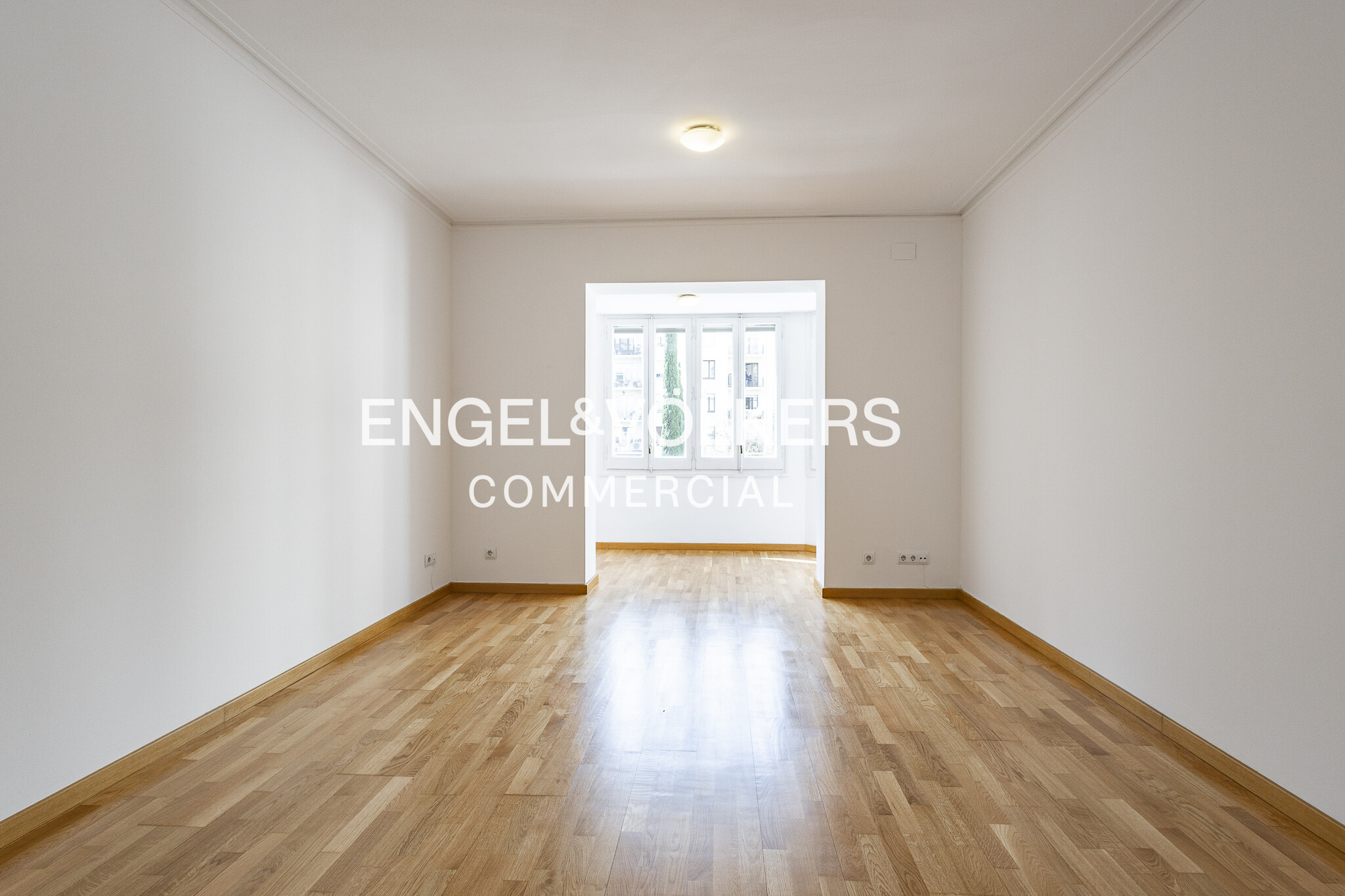 Office in Barcelona, Barcelona for lease Primary Photo- Image 1 of 4