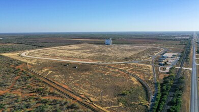 1415 S-BL 35, Dilley, TX - Aérien  Vue de la carte - Image1