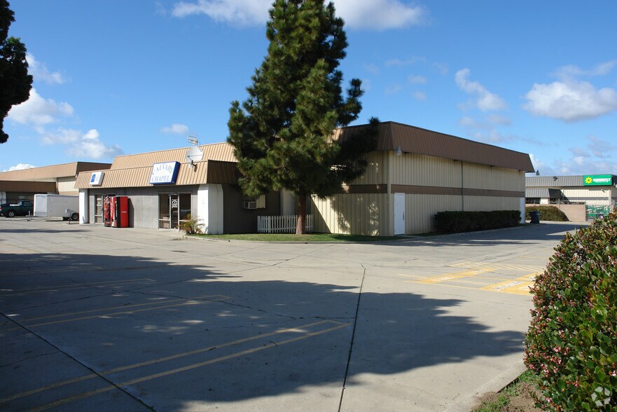 1551 E Laurel Ave, Lompoc, CA à louer - Photo du bâtiment - Image 2 de 11