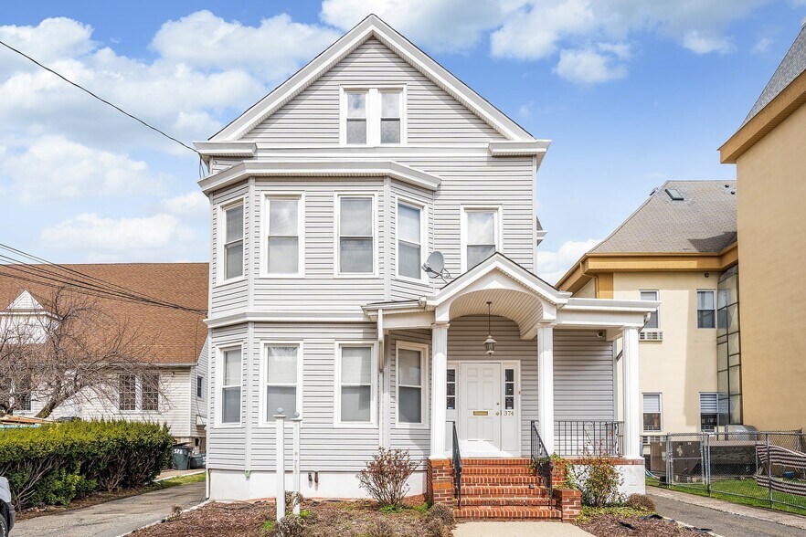 374 Clifton Ave, Clifton, NJ à vendre - Photo du bâtiment - Image 3 de 20