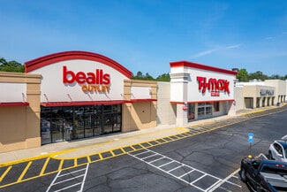 More details for 201-365 Habersham Village Cir, Cornelia, GA - Retail for Lease