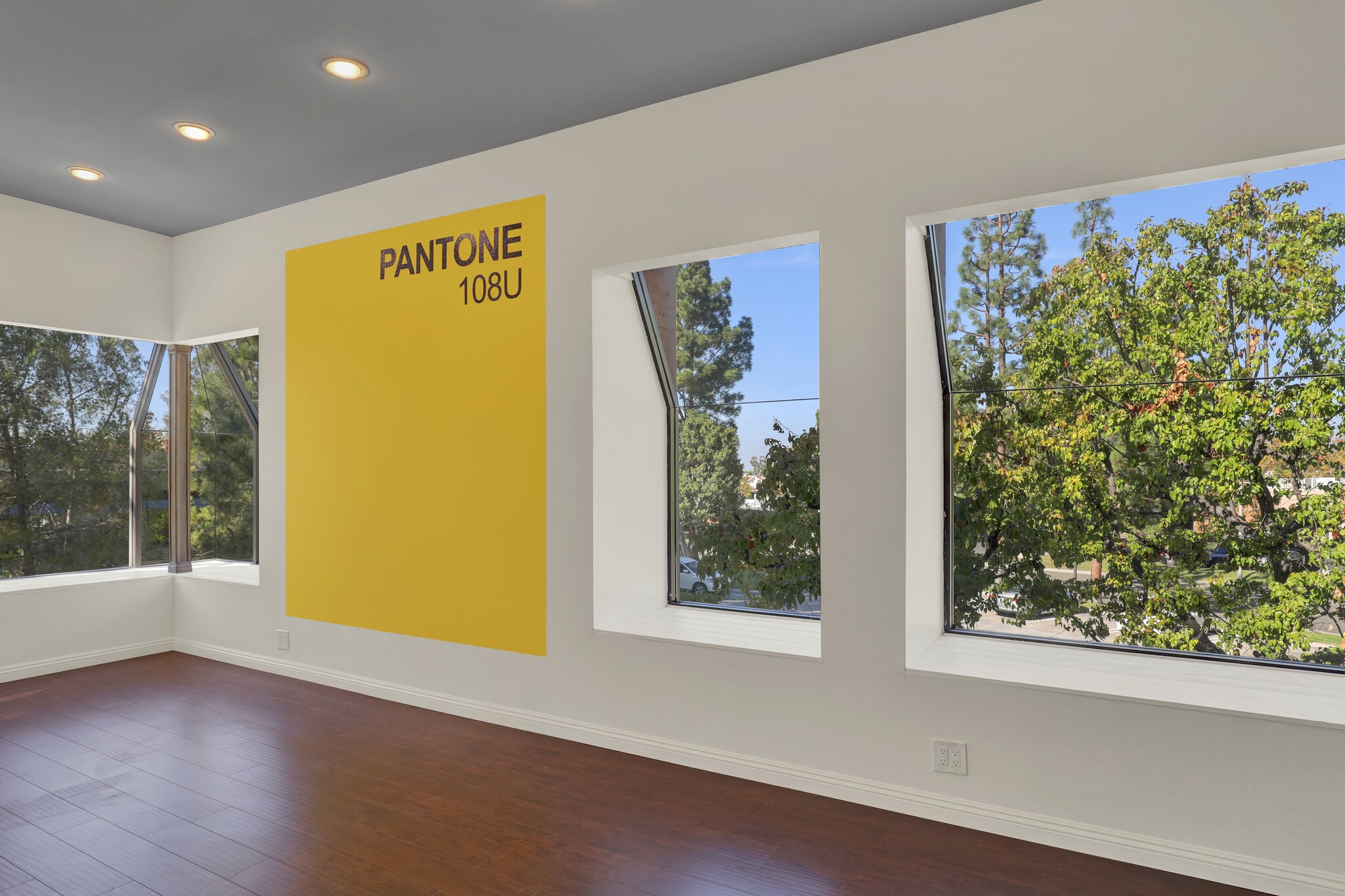 23276 S Pointe Dr, Laguna Hills, CA for lease Interior Photo- Image 1 of 5