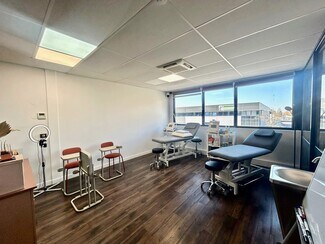 Plus de détails pour 18 Rue De Berlin, Montévrain - Bureau à louer