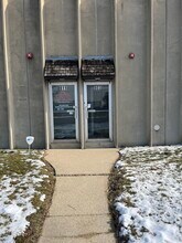 803-907 Industrial Dr, West Chicago, IL à louer Photo intérieure- Image 2 de 11