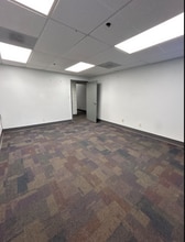 7 Sperti Dr, Edgewood, KY for lease Interior Photo- Image 2 of 5