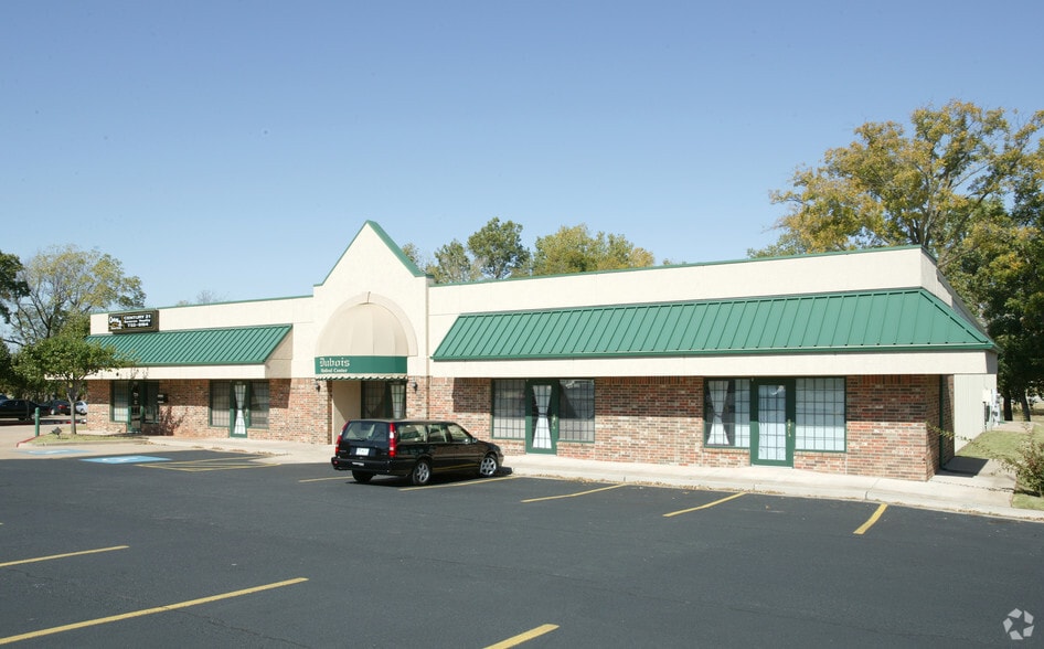 1117 S Douglas Blvd, Midwest City, OK for sale - Building Photo - Image 3 of 4