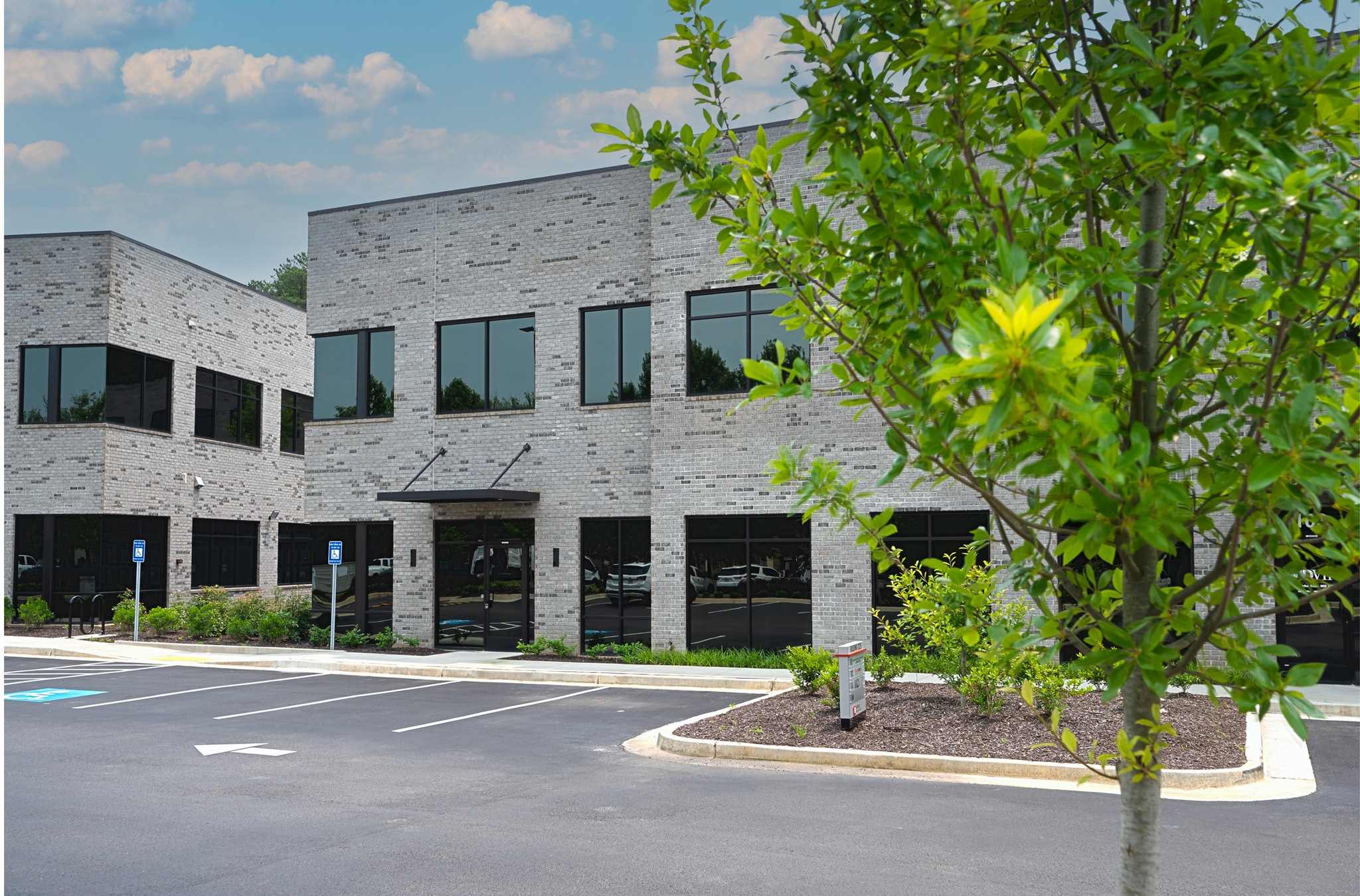 3235 North Point Pky, Alpharetta, GA à louer Photo du bâtiment- Image 1 de 8