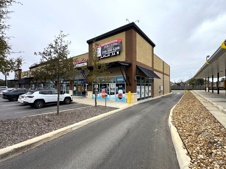 15082 FM 1957, San Antonio, TX à louer - Photo du bâtiment - Image 3 de 18