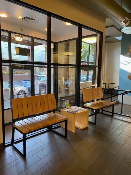 35 NW 20th Pl, Portland, OR à louer - Photo intérieure - Image 2 de 9