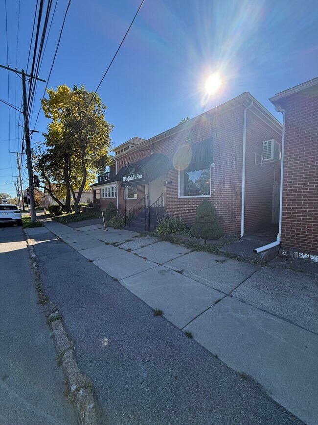 Plus de détails pour 1213 Ridge Rd, Lackawanna, NY - Commerce de détail à vendre