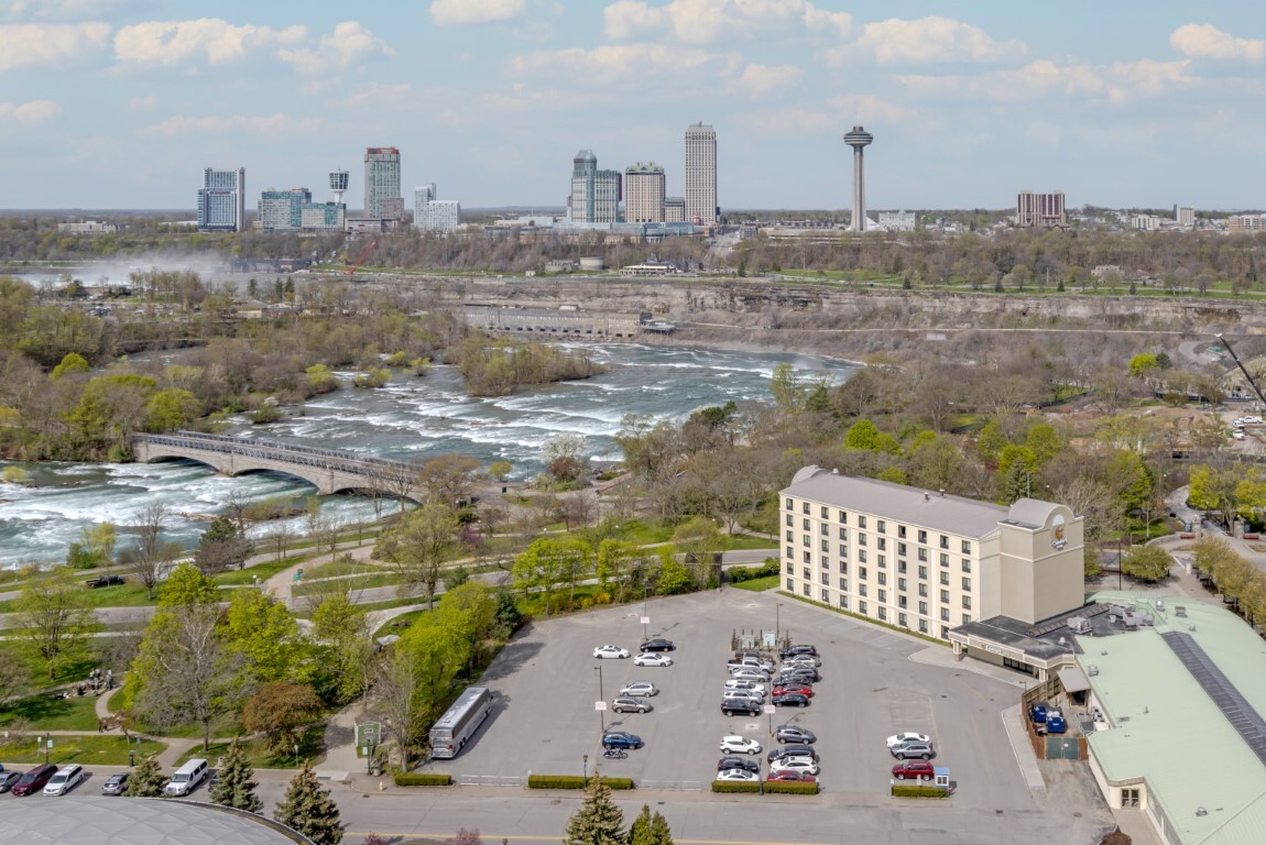 1 Prospect Pointe, Niagara Falls, NY à vendre Photo du bâtiment- Image 1 de 1