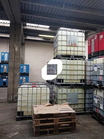 Industriel dans Vitry-sur-Seine à vendre - Photo du bâtiment - Image 2 de 17