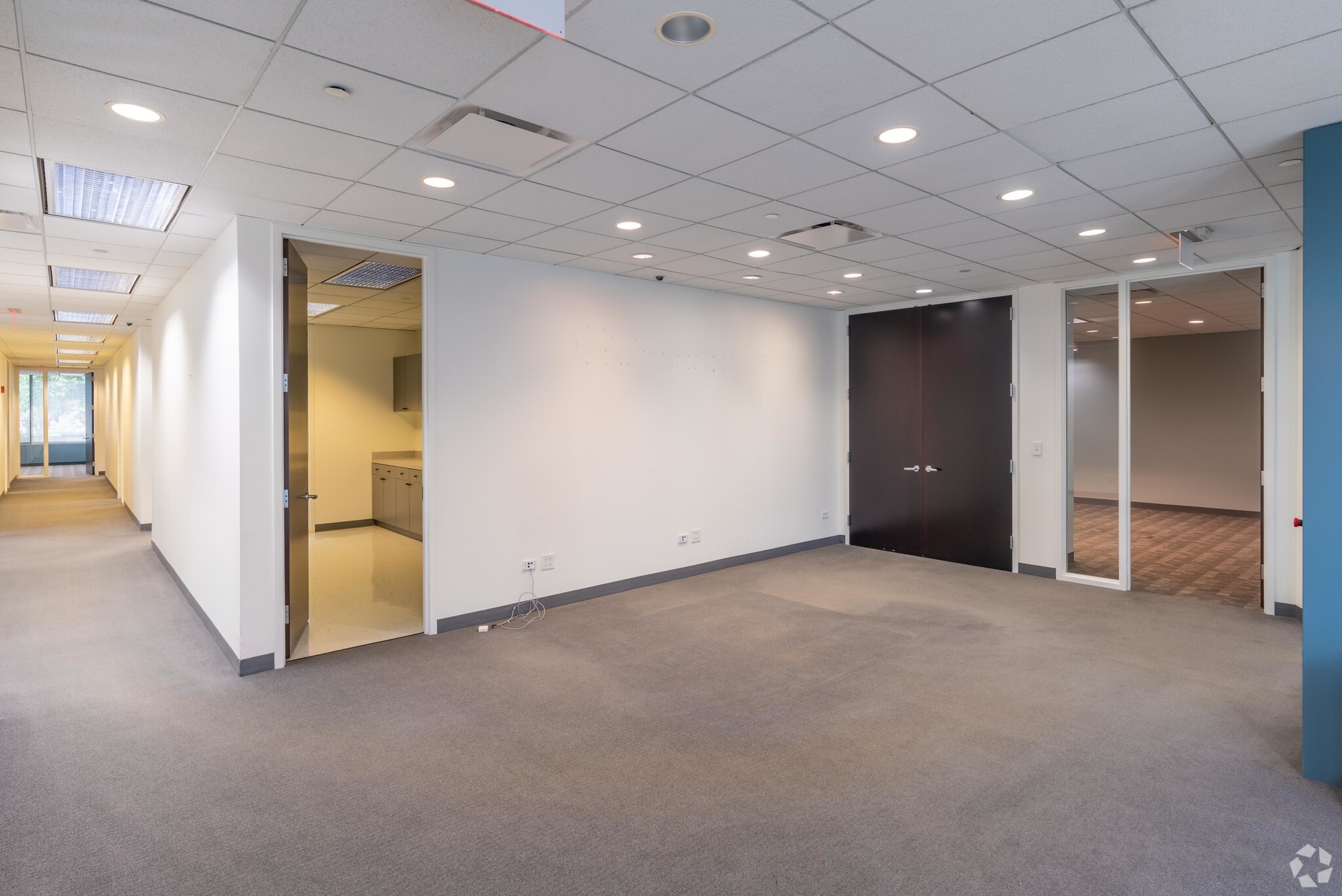 1 Corporate Dr, Long Grove, IL for lease Interior Photo- Image 1 of 8