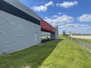 760 Eastgate South Dr, Cincinnati, OH for lease Building Photo- Image 2 of 5