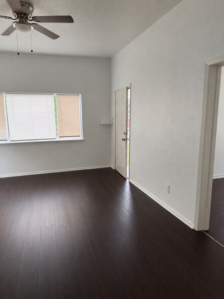 1611 Common St, Houston, TX à vendre - Photo intérieure - Image 3 de 19