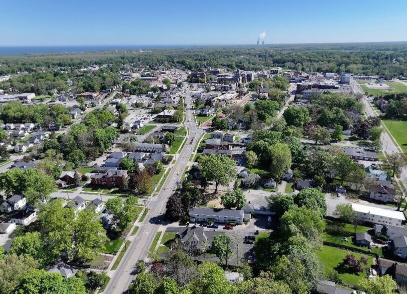 205 Mentor Ave, Painesville, OH for sale - Building Photo - Image 3 of 11
